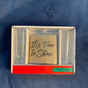 Flask and shot glass set